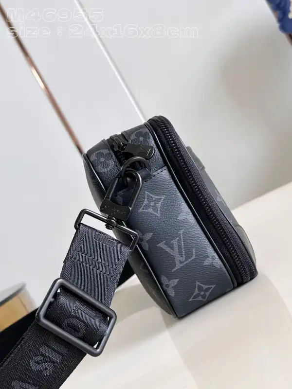 LOUIS VUITTON Nano Alpha-24*16*8 cm