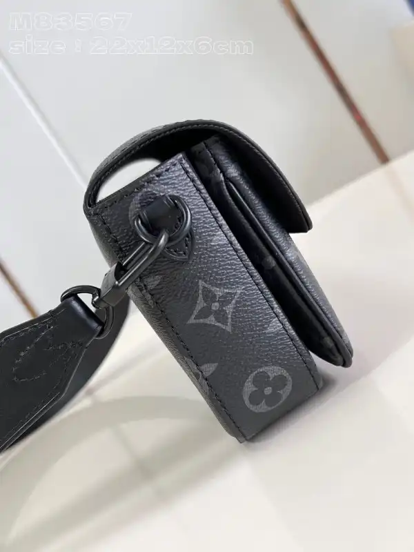 Rep LOUIS VUITTON Montsouris Wearable Wallet