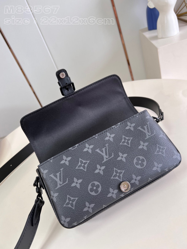 HOT SALE LOUIS VUITTON Montsouris Wearable Wallet