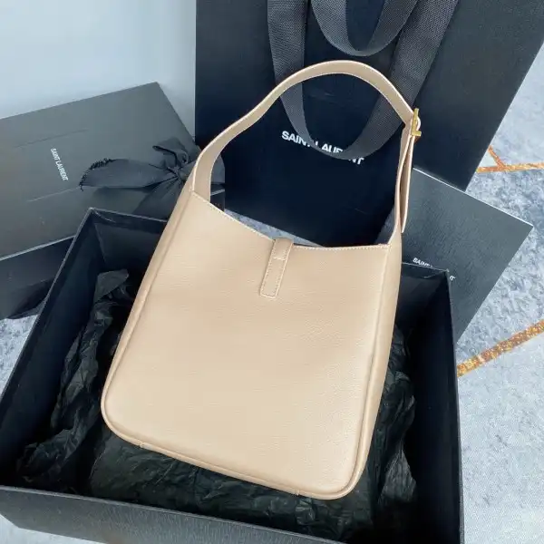 First bag ru YSL LE 5 À 7 SOFT SMALL HOBO BAG-23*22*8CM