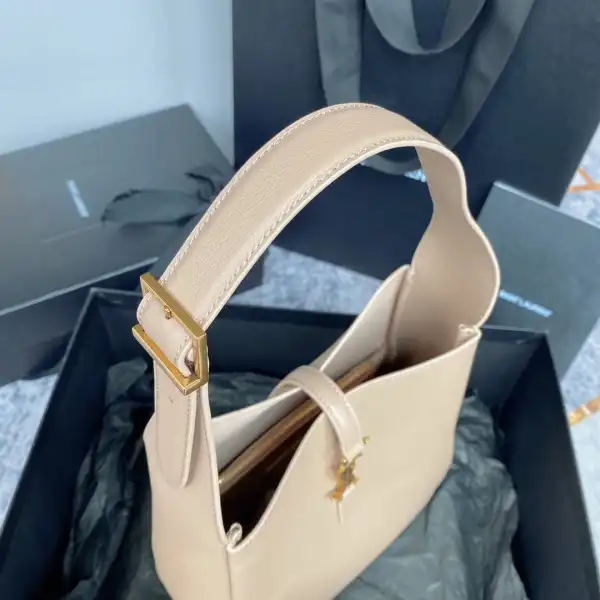 Bagsoffer yupoo YSL LE 5 À 7 SOFT SMALL HOBO BAG-23*22*8CM