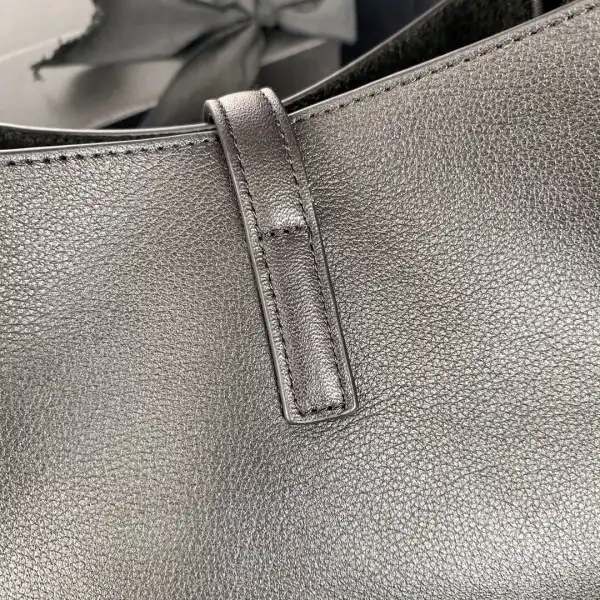 YSL LE 5 À 7 SOFT SMALL HOBO BAG-23*22*8CM