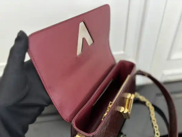 Aaa replica bags LOUIS VUITTON TWIST-23.5*12*7 cm