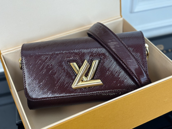 HOT SALE LOUIS VUITTON TWIST-23.5*12*7 cm