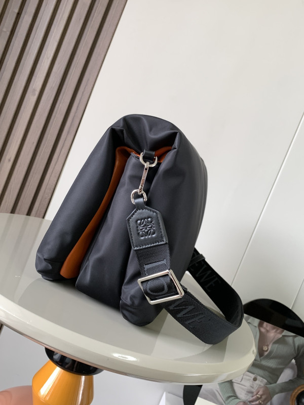 HOT SALE Lowee Goya Puffer leather shoulder bag-30*20.5*10CM