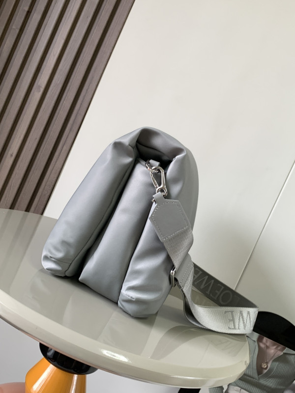 HOT SALE Lowee Goya Puffer leather shoulder bag-30*20.5*10CM