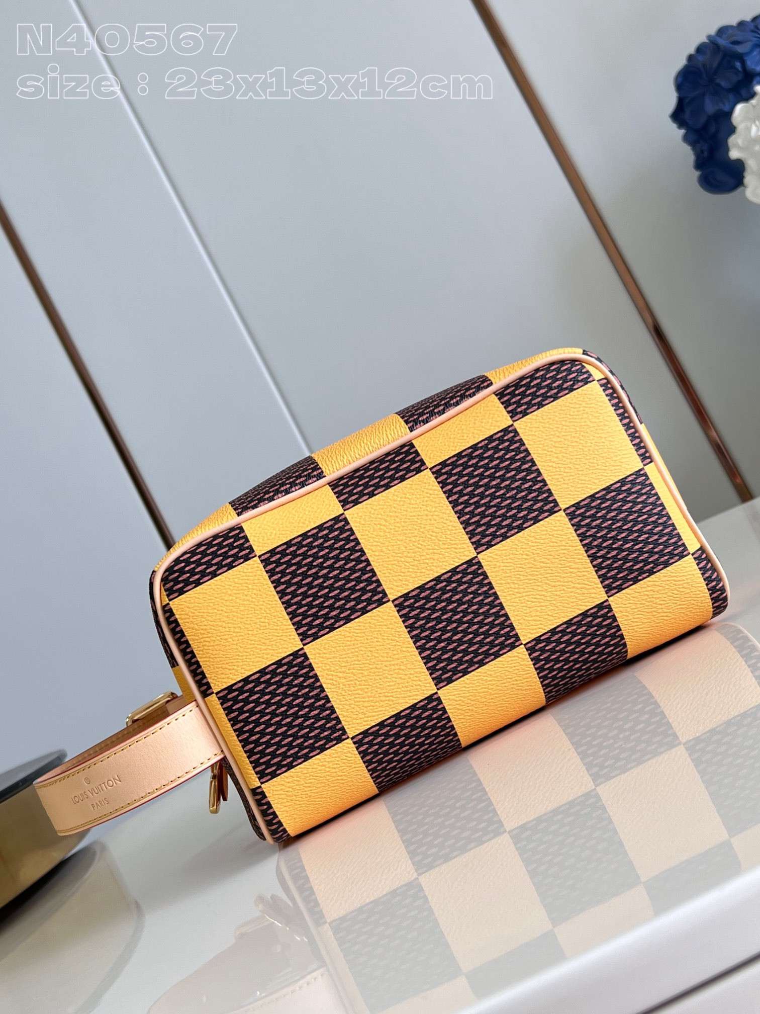 HOT SALE LOUIS VUITTON LOCKER DOPP KIT bag-23*13*12CM