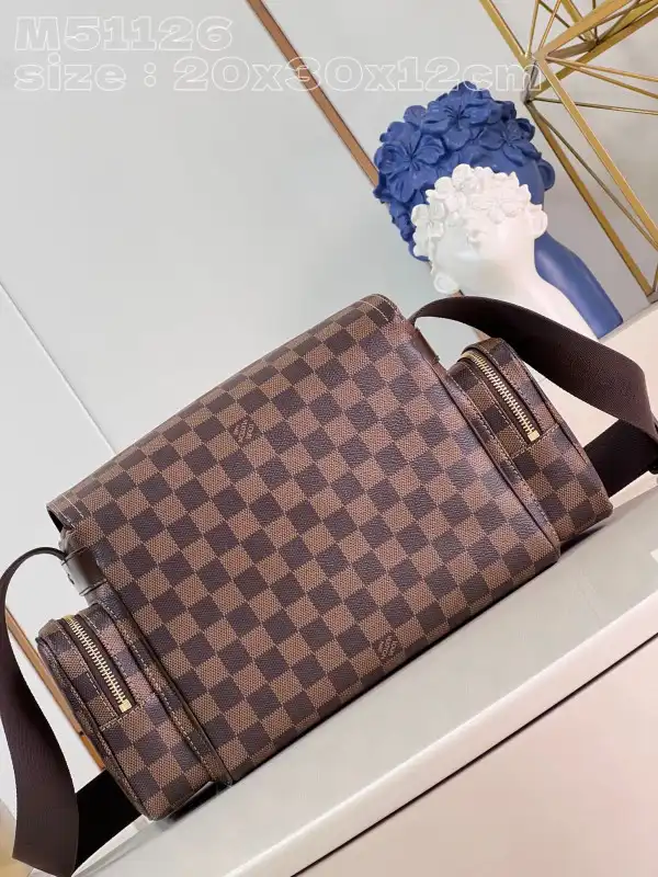 Aaa replica ru LOUIS VUITTON camera bag-20*30*12CM