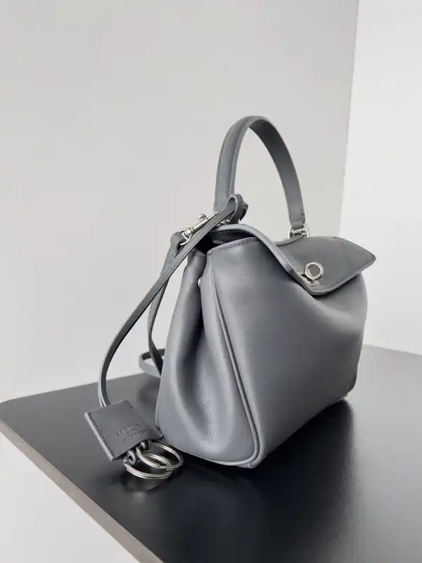 Bagsoffer BALENCIAGA RODEO-22.8*9.9*8.3CM