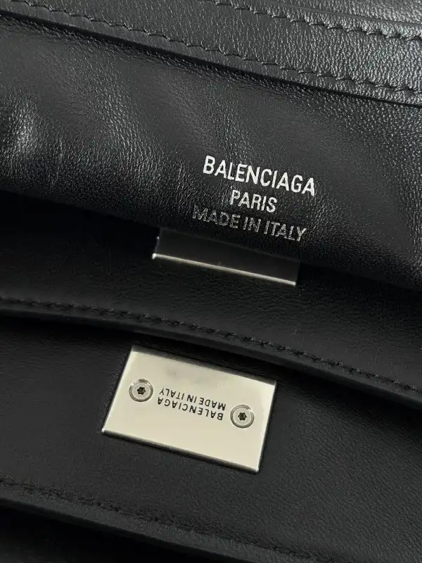 BALENCIAGA RODEO-28.9*20*9.9CM