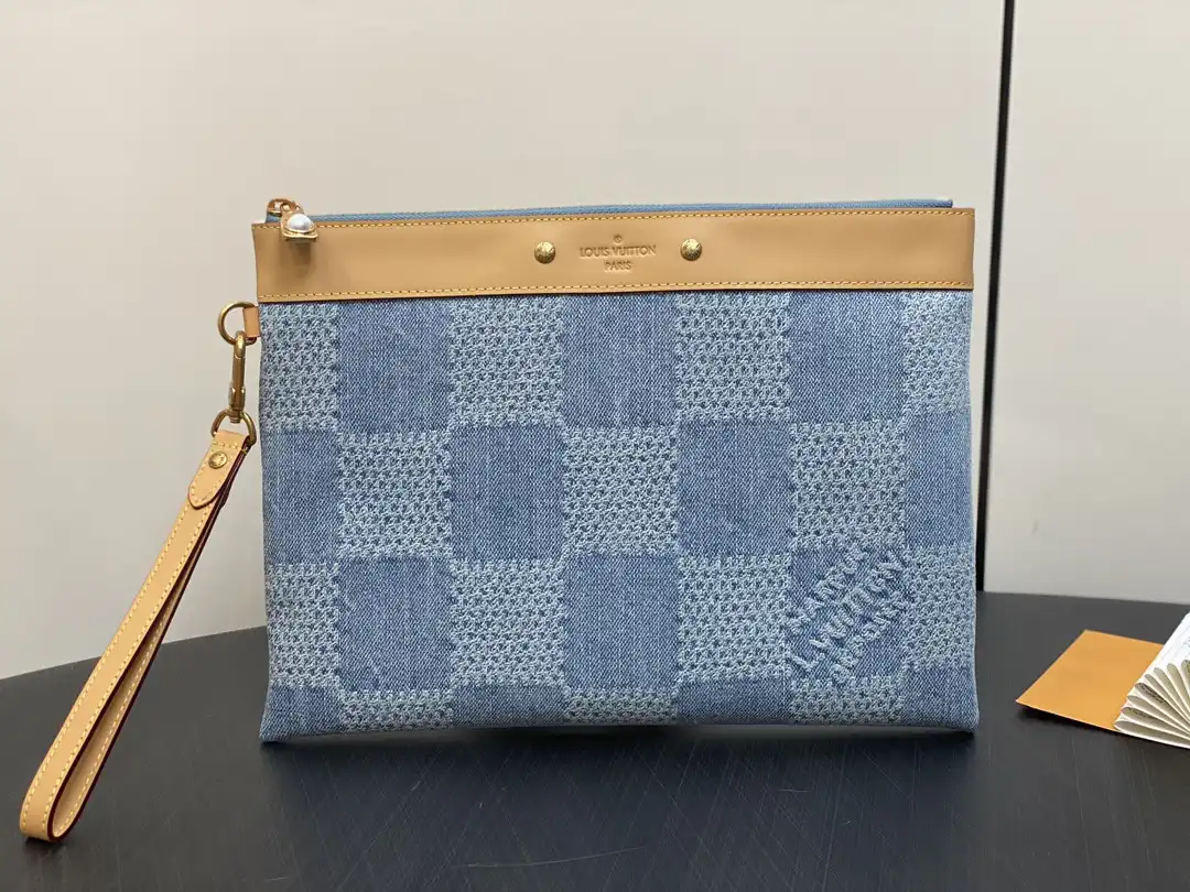 First bag ru LOUIS VUITTON POCHETTE TO-GO-30*21.5*2cm