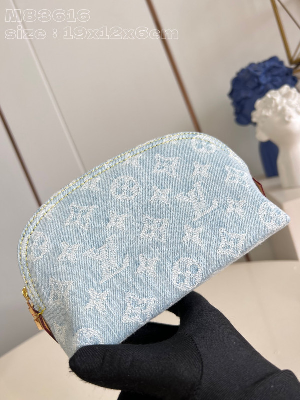 HOT SALE Louis Vuitton Pochette Cosmétique PM