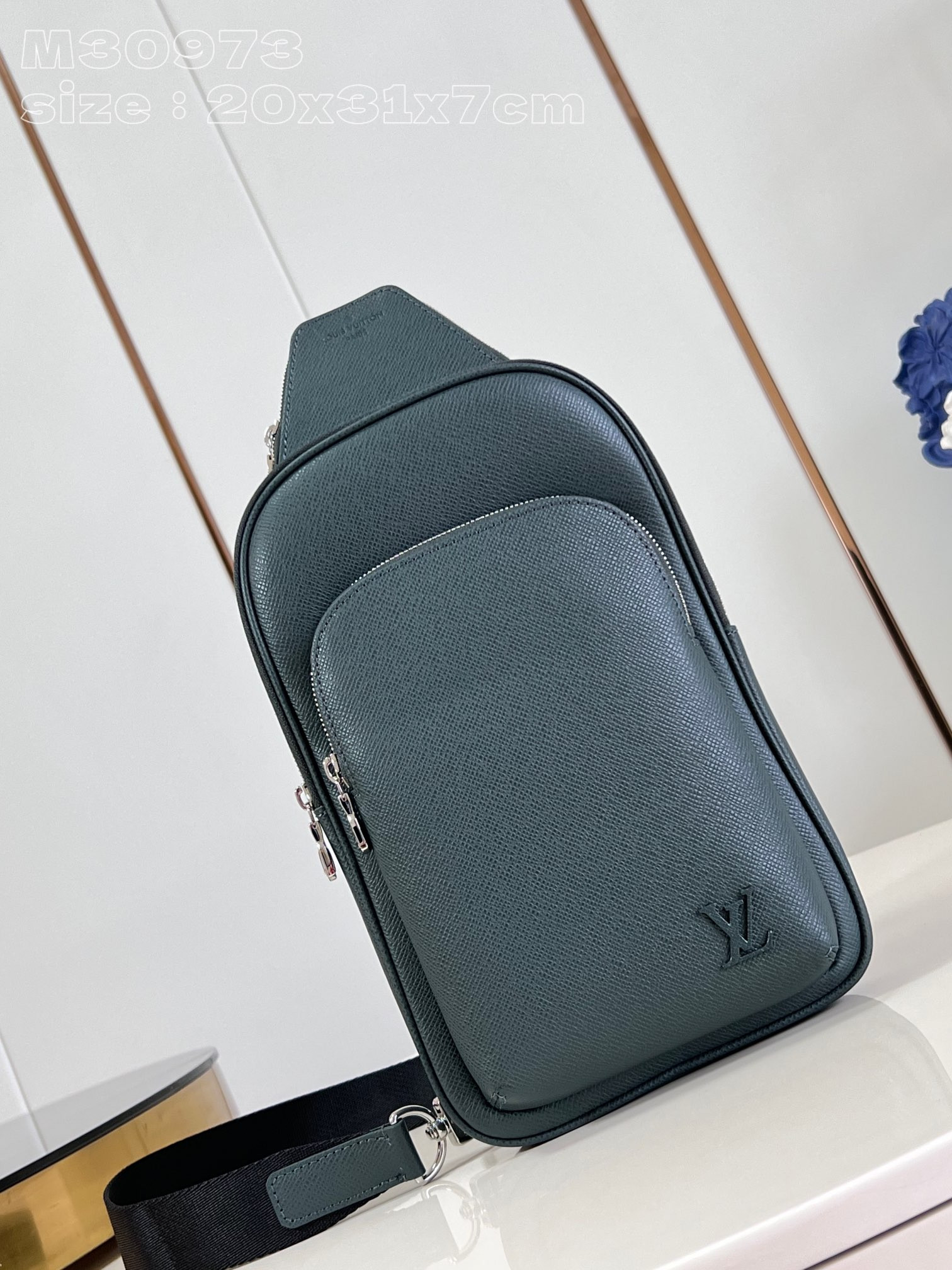 HOT SALE LOUIS VUITTON Avenue Slingbag NM-31*20*7CM