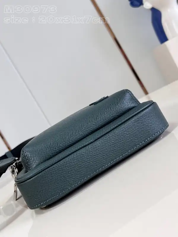 LOUIS VUITTON Avenue Slingbag NM-31*20*7CM