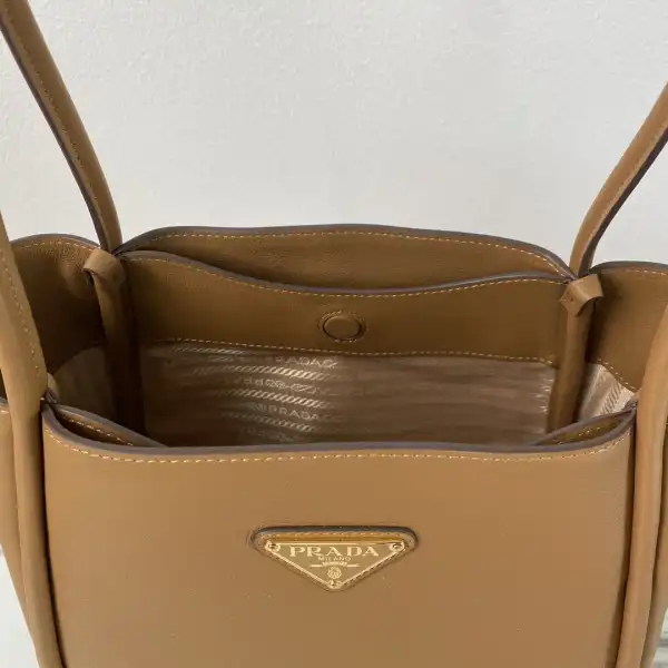 First bag ru Prada Medium Leather Handbag-25*18.5*12.5CM