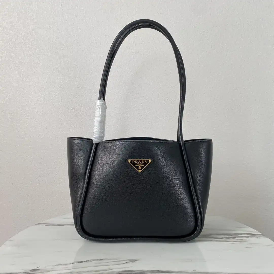 Prada Medium Leather Handbag-25*18.5*12.5CM