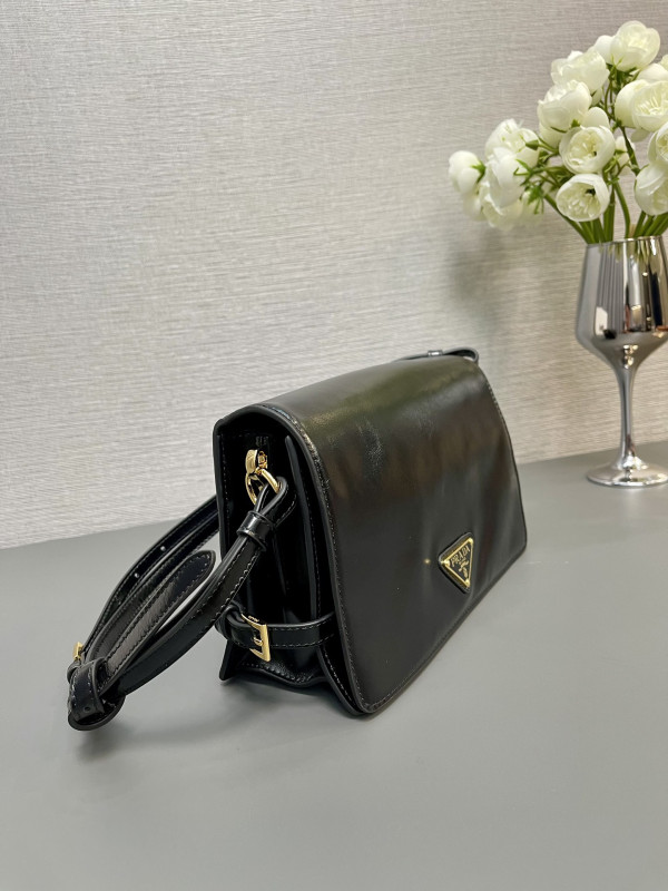 HOT SALE Prada Messenger Bag-23*15*8.5CM