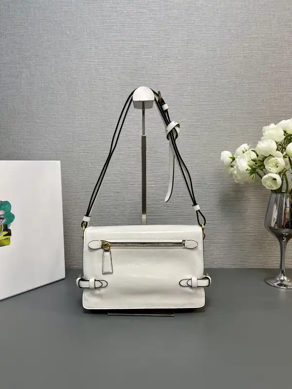 Frstbag ru Prada Messenger Bag-23*15*8.5CM