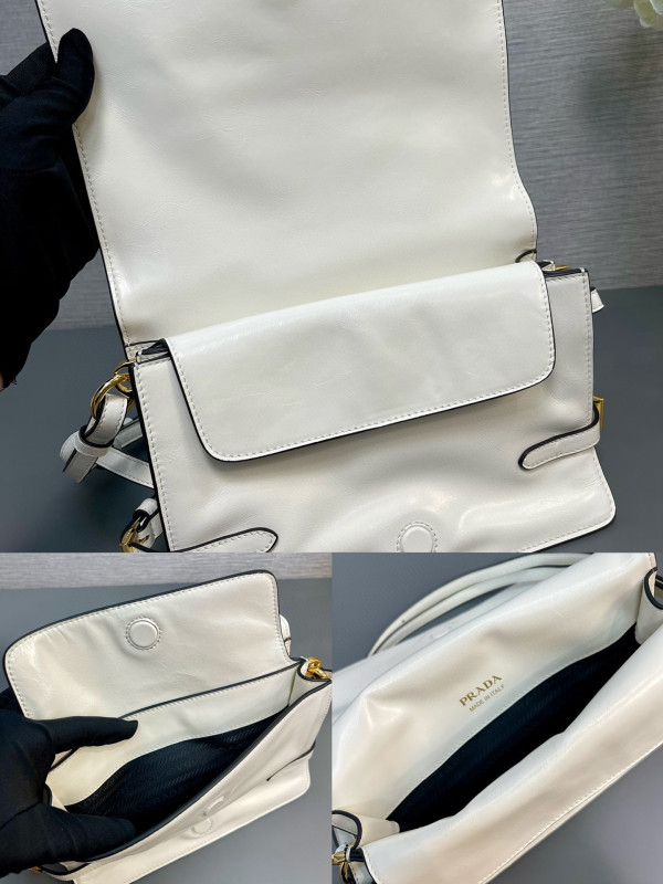 HOT SALE Prada Messenger Bag-23*15*8.5CM