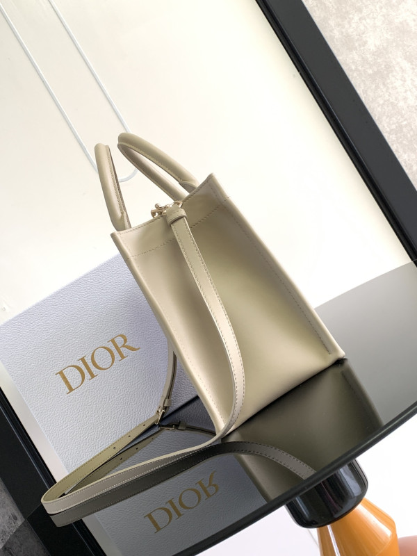 HOT SALE dior Small Tote Bags-26.5*21*14cm