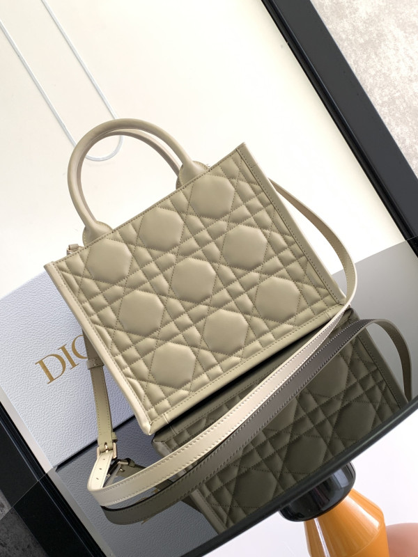 HOT SALE dior Small Tote Bags-26.5*21*14cm