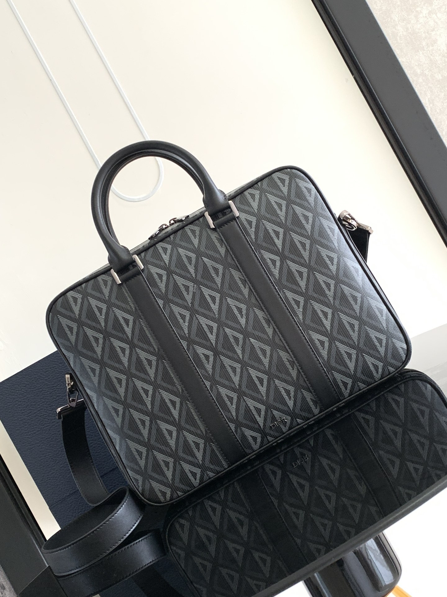 HOT SALE Diro Briefcase bag-37*28*6CM