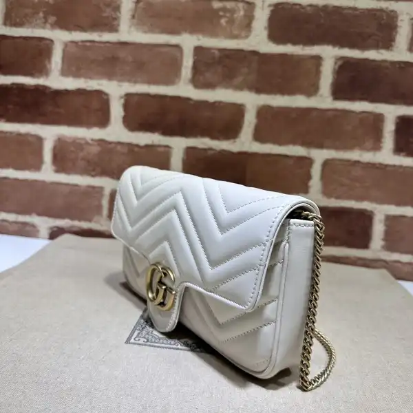 GUCCI GG MARMONT MINI BAG 21CM