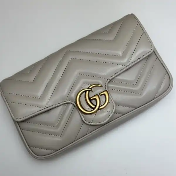 GUCCI GG MARMONT MINI BAG 21CM