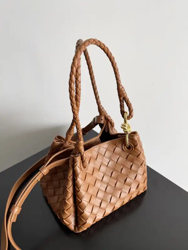 BOTTEGA VENETA Andiamo Parachute Small shoulder bag