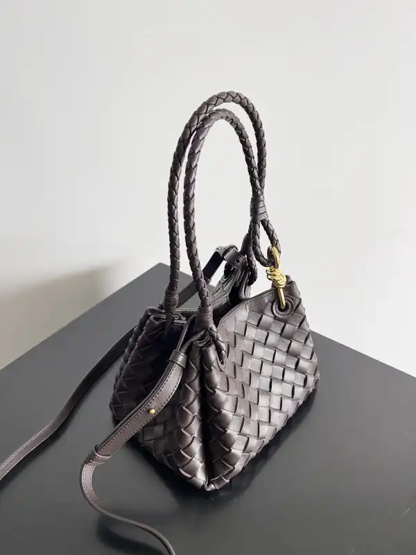 BOTTEGA VENETA Andiamo Parachute Small shoulder bag