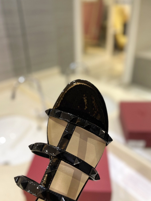 [FREE SHIPPING] VALENTINO MULES