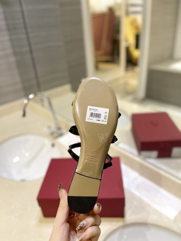 [FREE SHIPPING] VALENTINO MULES