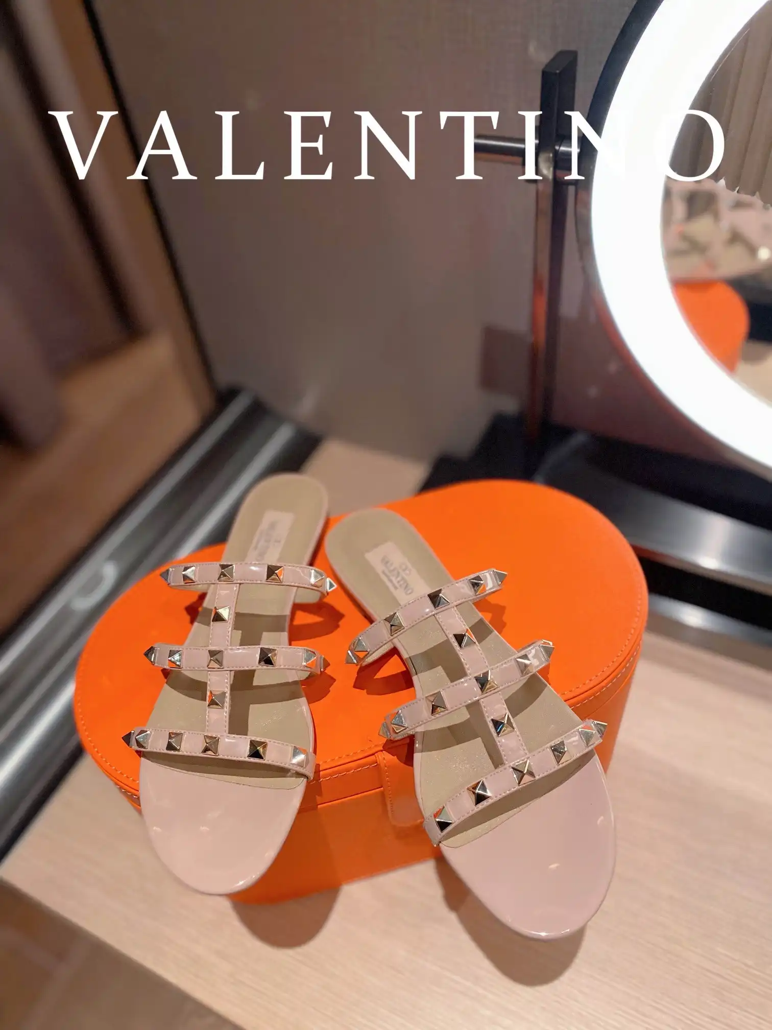 VALENTINO MULES