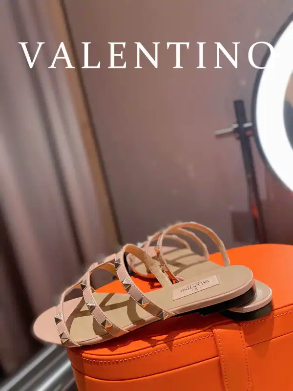 VALENTINO MULES