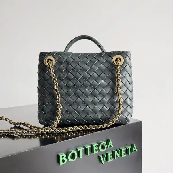 Yupoo bagsoffer Bottega Veneta Small Andiamo Chain-25*22*10.5cm