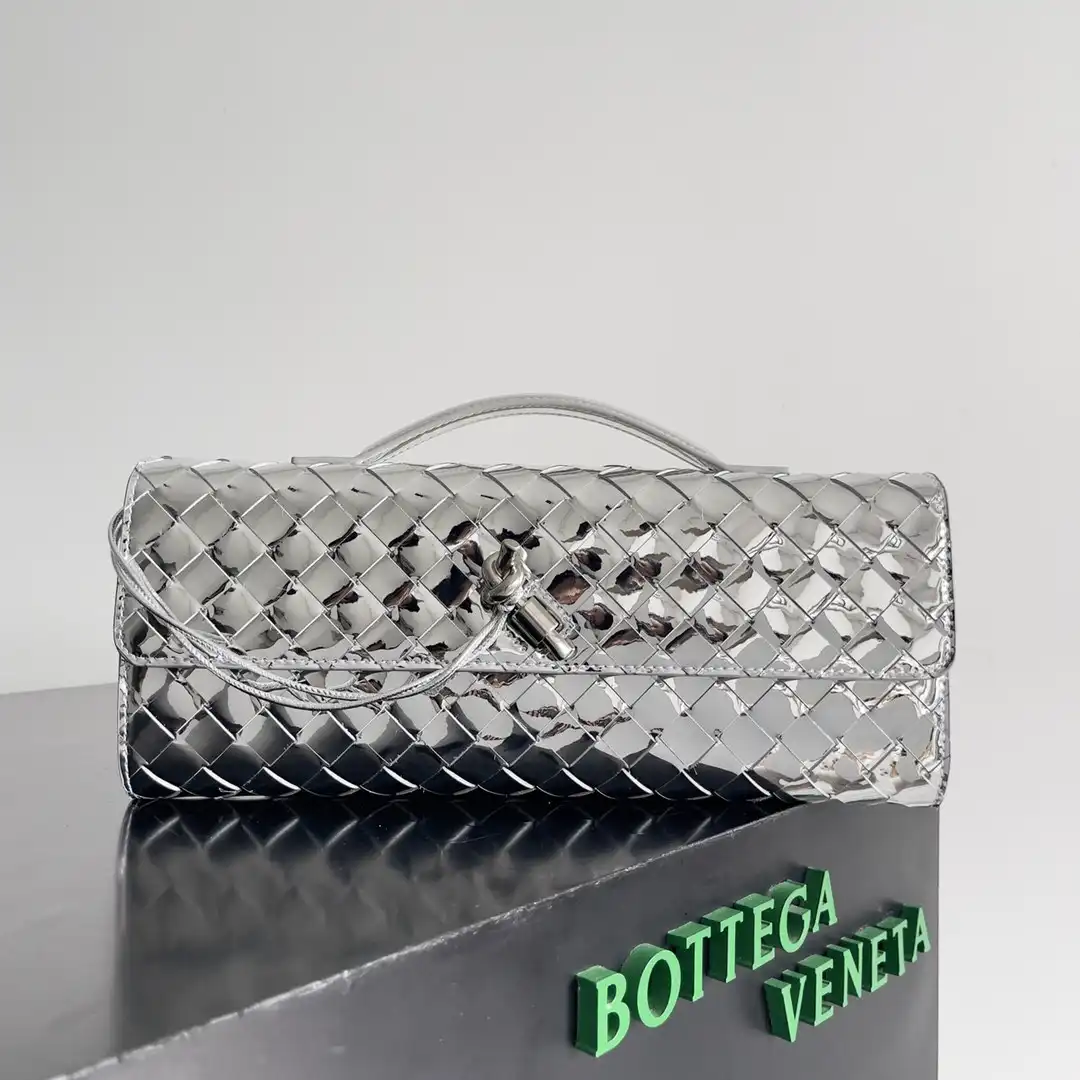 BOTTEGA VENETA Long CHANELutch Andiamo With Handle-31*13*3CM