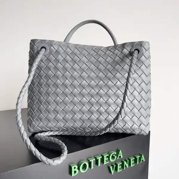 BOTTEGA VENETA MEDIUM ANDIAMO