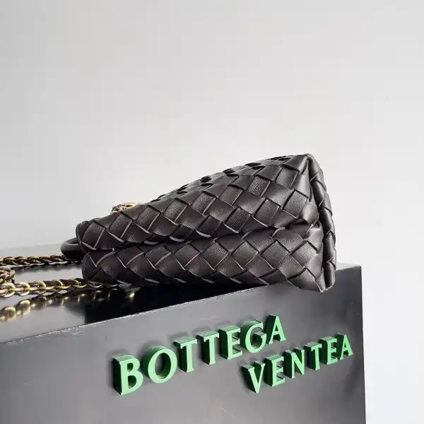 Bottega Veneta Small Andiamo Chain-25*22*10.5cm