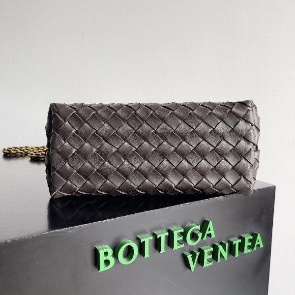 HOT SALE Bottega Veneta Small Andiamo Chain-25*22*10.5cm