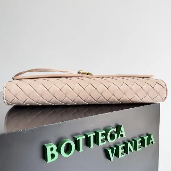 Bagsoffer BOTTEGA VENETA Long Clutch Andiamo With Handle-31*13*3CM