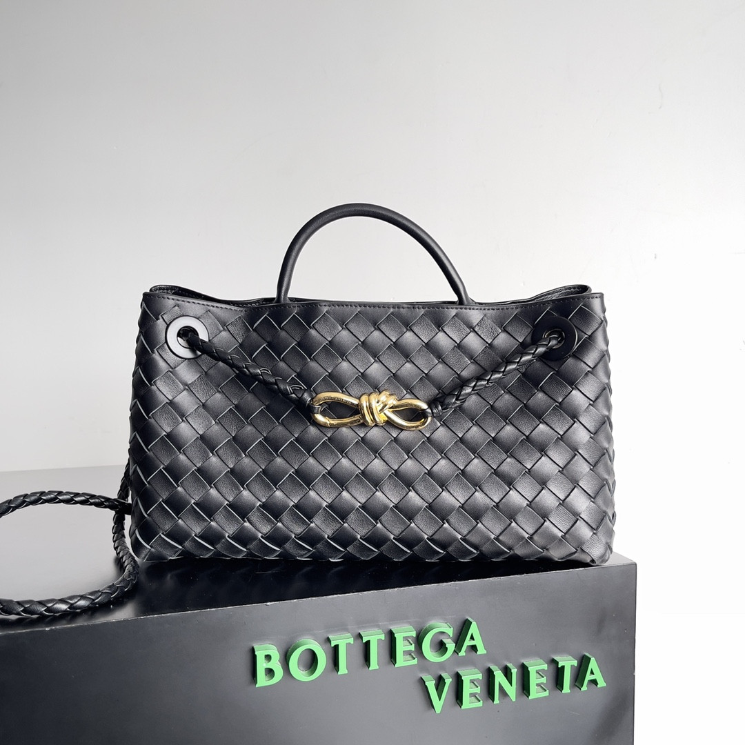 HOT SALE Bottega Veneta Small East-West Andiamo-29*10*18cm