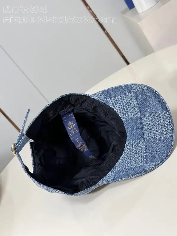 LOUIS VUITTON Damier Denim 3D CAP