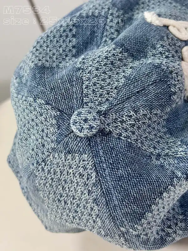 LOUIS VUITTON Damier Denim 3D CAP