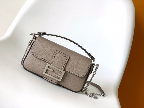 HOT SALE FENDI BAGUETTE-20*5*13CM