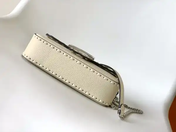 FENDI BAGUETTE-20*5*13CM