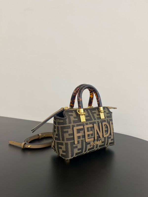 HOT SALE Fendi small Boston Bags-17.5*18*8CM