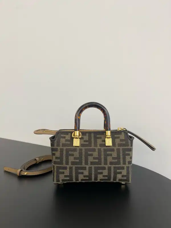 Fendi small Boston Bags-17.5*18*8CM