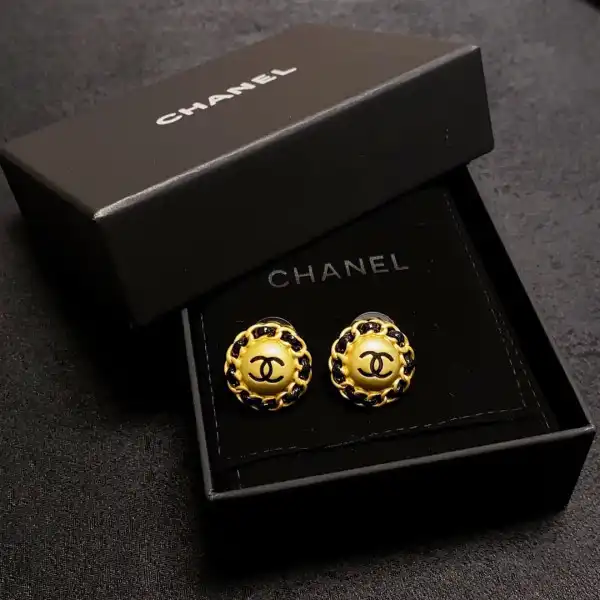 CHANEL EARRINGS