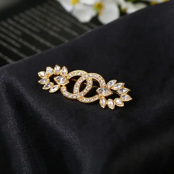 First Bag Ru CHANEL BROOCH