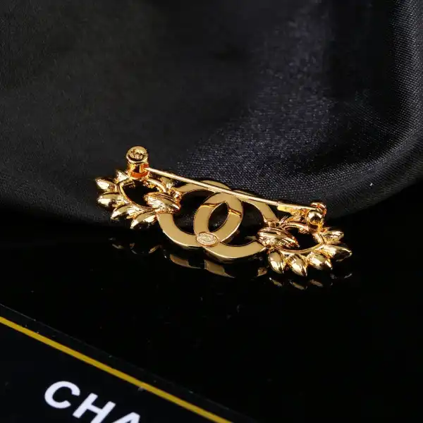 CHANEL BROOCH